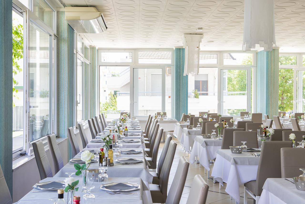 קאטוליקה Hotel Pacific מראה חיצוני תמונה