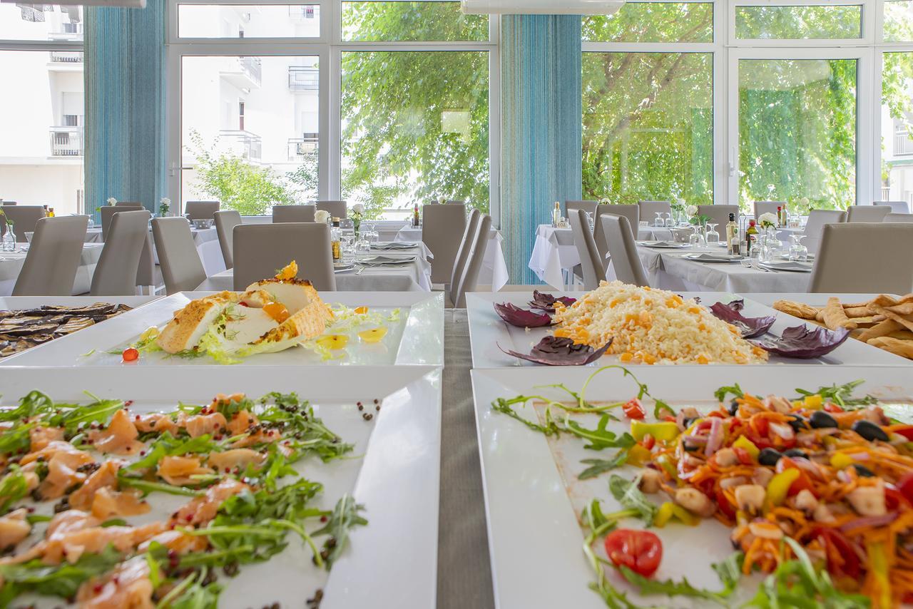 קאטוליקה Hotel Pacific מראה חיצוני תמונה